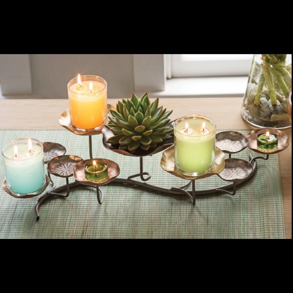 PartyLite Lotus Centrepiece Candle Holder $30 - Picture 2 of 2